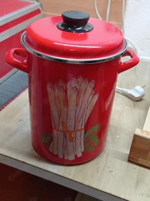 Spargel-Topf rot mit Korb