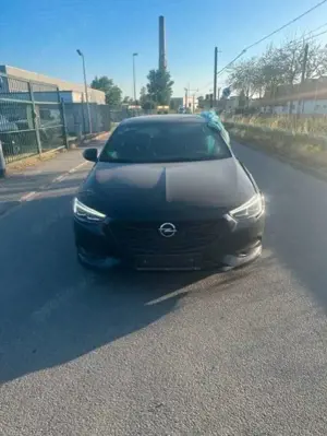 Opel Insignia 1.6 Turbo 147kW Business Innov OPC line
