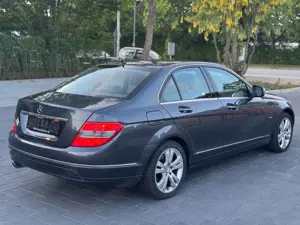 Mercedes-Benz C 200 C -Klasse Lim. C 200 Kompressor / TÜV NEU Bild 4