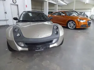 smart roadster origi. 5.642km 1. Hd Brabus Räder Leder Tempom.
