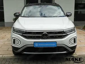 Volkswagen T-Roc Style 2.0 TDI DSG AHZV ACC IQ.L RFK STDHZG Bild 2