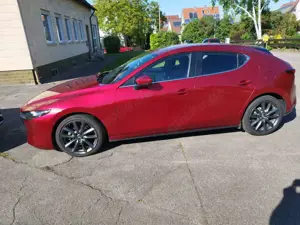 Mazda 3 3 SKYACTIV-G 2.0 M-Hybrid DRIVE SELECTION Bild 4