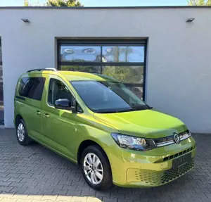 Volkswagen Caddy Life TSI PDC+Cam Behindertengerecht Rollstuhlrampe Bild 4