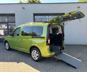 Volkswagen Caddy Life TSI PDC+Cam Behindertengerecht Rollstuhlrampe Bild 3
