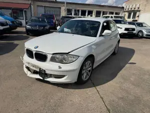 BMW 116 1 Lim. 116d Unfall Fahrbereit