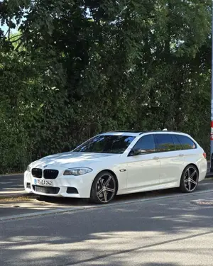 BMW M550 M550d xDrive