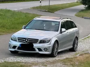 Mercedes-Benz C 63 AMG T 7G-TRONIC Bild 3