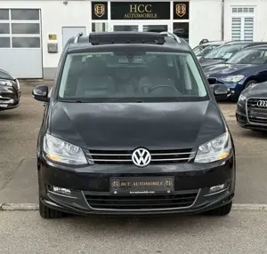 Volkswagen Sharan Highline BMT-NAVI-LEDER-PANO-AHK-7.SITZE