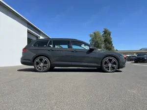 Volkswagen Passat Variant 2.0 TDI DSG R-Line Optik 122€ m. 20% Anzahlung D Bild 4