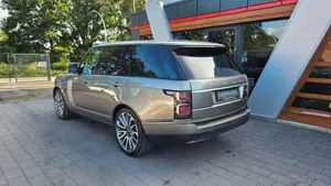 Land Rover Range Rover Vogue 4,4 SDV8 Drive Select/PANO/AHK Bild 4