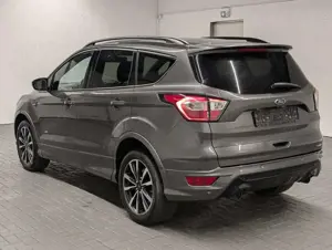 Ford Kuga AWD ST-Line Bi-Xenon/el.Heck/Navi/Kam/SHZ/1 Bild 3