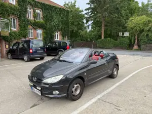 Peugeot 206 2.0 Cabriolet CC Platinum/Leder/Navi/Tüv neu