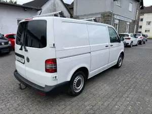 Volkswagen T5 Transporter T5 2.0 TDI TRANSPORTER KASTEN KLIMA PDC 3xSITZER Bild 5