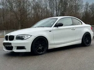 BMW 118 118d Coupe Limited Edition Lifestyle mit M Sportpa