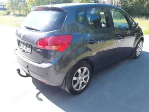 Kia Venga Edition 7, Klima, 1 Hand, AHK TÜV neu Bild 4