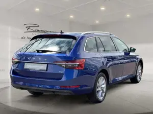Skoda Superb Combi 2.0 TDI DSG Style 4x4 AHK Matrix Pa Bild 5