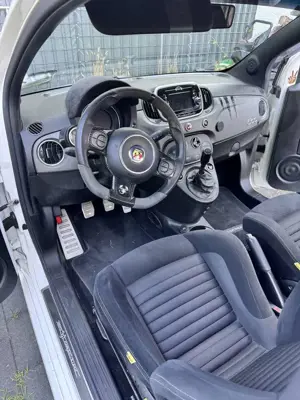 Abarth 500 595 Competizione