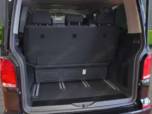 Volkswagen T6.1 Multivan Family FWD 2.0 TDI+AHK+Navi Bild 5