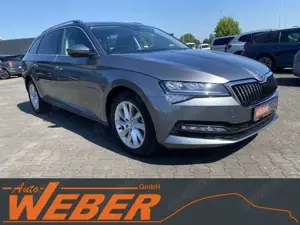 Skoda Superb Combi 2.0 TDI DSG Navi APP ACC Kamera Bild 2