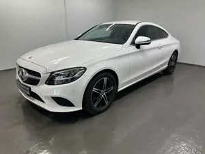 Mercedes-Benz C 220 d COUPE Autom. *TEMPO*SH*LED*KAMERA*NAVI* Bild 4