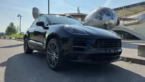 Porsche Macan S Approved Service Neu