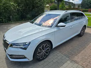 Skoda Superb Superb Combi 1.5 TSI DSGL
