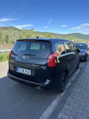 Peugeot 5008 Business-Line