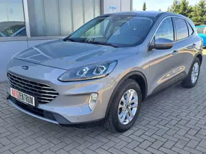 Ford Kuga Titanium 190PS 4x4 AUTOM. HEAD-UP AHK NAVI