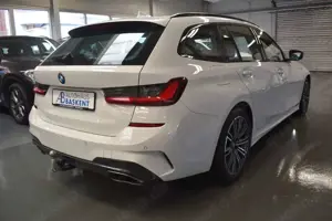 BMW Others M340 d Touring xDrive*HEAD-UP*AHK*LED*HK*SHZ* Bild 5