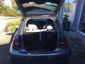 Fiat 500e La Prima by Bocelli Bild 4