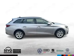 SEAT Leon Sportstourer 1.5 eTSI DSG Style Bild 5