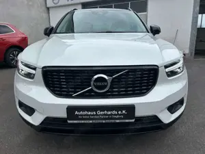 Volvo XC40 T5 R-Design Plug-In,AHK,BLIS,ACC,Kam,el.Sit Bild 2 Volvo XC40 T5 R-Design Plug-In,AHK,BLIS,ACC,Kam,el.Sit Bild 2