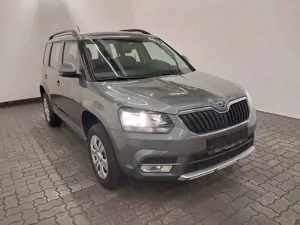 Skoda Yeti * KLIMA*PDC*SHZ* Bild 2