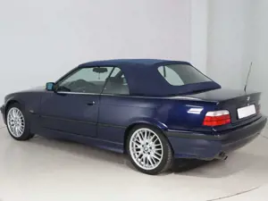 BMW 318 3er 318i M Paket Bild 2