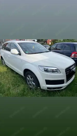 Audi Q7 3.0 TDI DPF quattro tiptronic