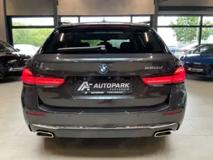 BMW 520 d xDr Luxury Line AHK Laserl. Pano Standh 20" Bild 5