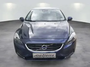 Volvo V40 T4 1.Hand Allwetter 2-Zonen-Klima Scheckheft Bild 3