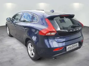 Volvo V40 T4 1.Hand Allwetter 2-Zonen-Klima Scheckheft Bild 5