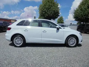 Audi A3 Sportback Xenon*Navi*EPH*Sitzh*Blue Bild 4