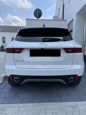 Jaguar E-Pace P200 AWD