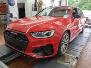 Audi A4 Avant S line 40 TDI 150kW quattro S tronic BO Nav