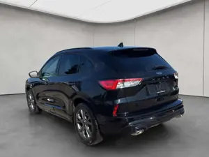 Ford Kuga 1.5 EcoBoost ST-LINE X Bild 3