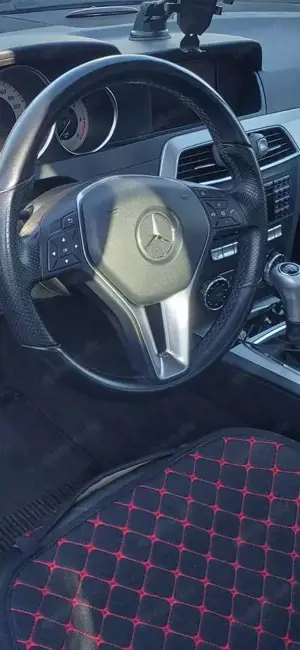 Mercedes-Benz C 200 CDI DPF (BlueEFFICIENCY) Bild 1