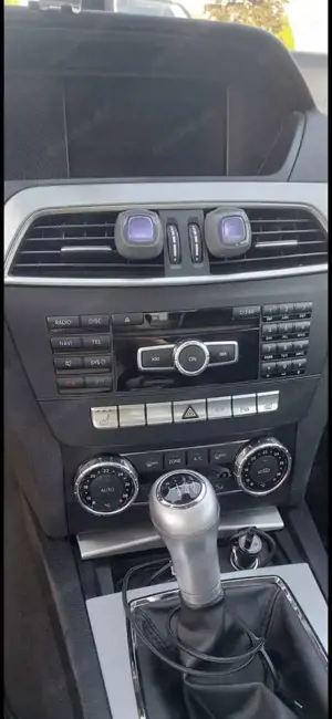 Mercedes-Benz C 200 CDI DPF (BlueEFFICIENCY) Bild 2