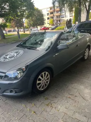Opel Astra Twin Top 1.9 CDTI Edition