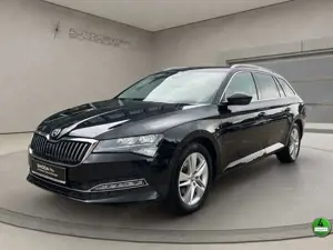 Skoda Superb Superb Combi 2.0 TDI Style DSG*Standheizung*AHK
