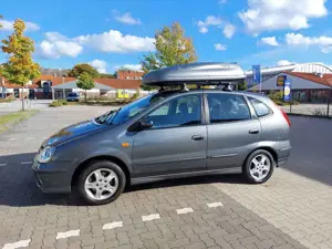 Nissan Almera Tino Almera Tino Aut. acenta PLUS