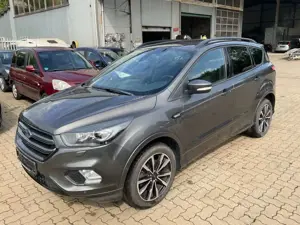 Ford Kuga ST-Line *TÜV 10.2025* *WENIG KM*