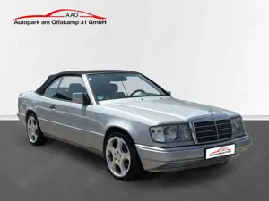 Mercedes-Benz 300 CE 300E 24-V Cabrio *Vollleder *01/2027