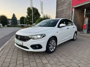 Fiat Tipo Lounge 1.4 T-Jet Hatchback